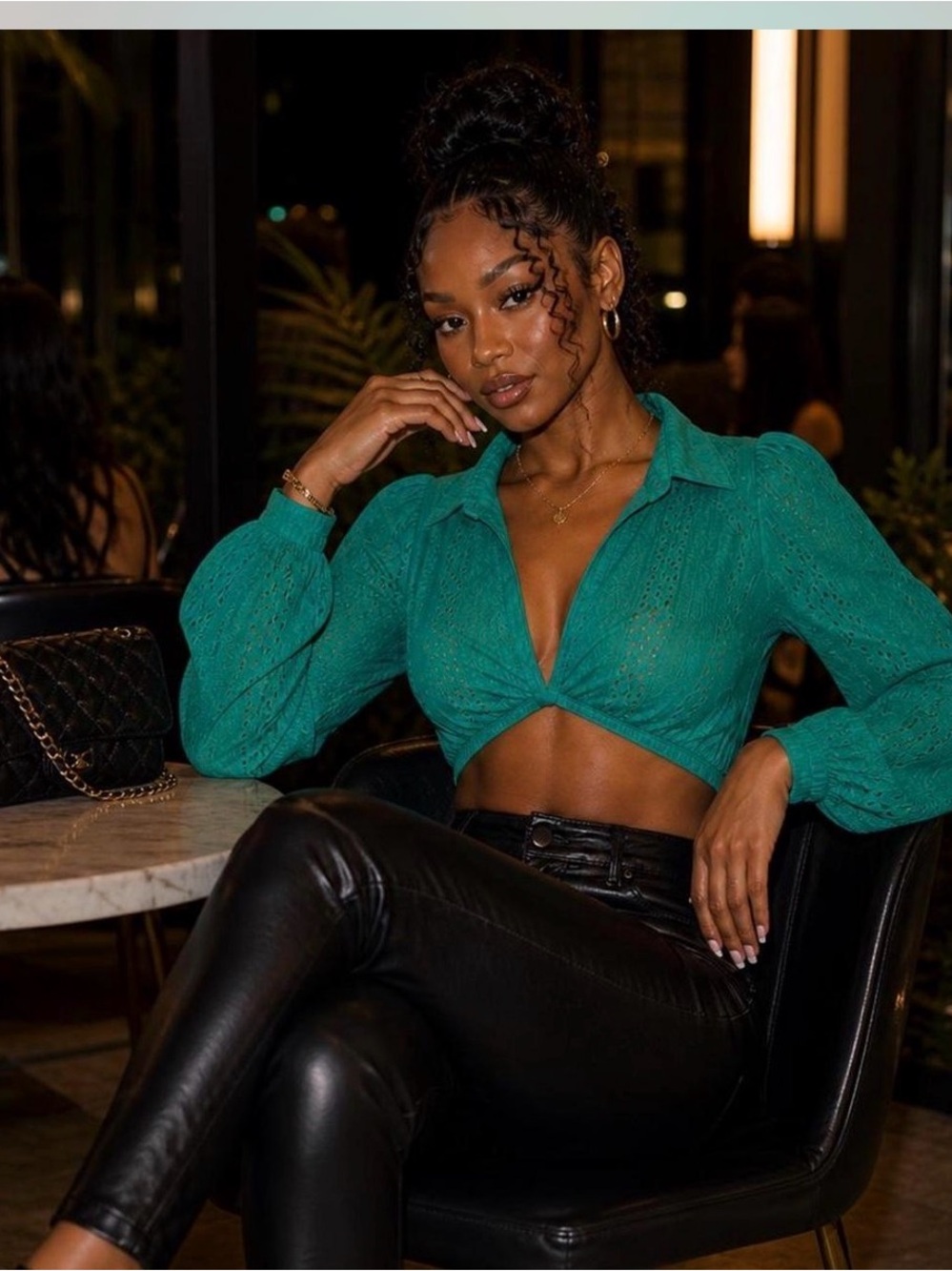 PrettyLittleThing Teal Twist Front Crop Top